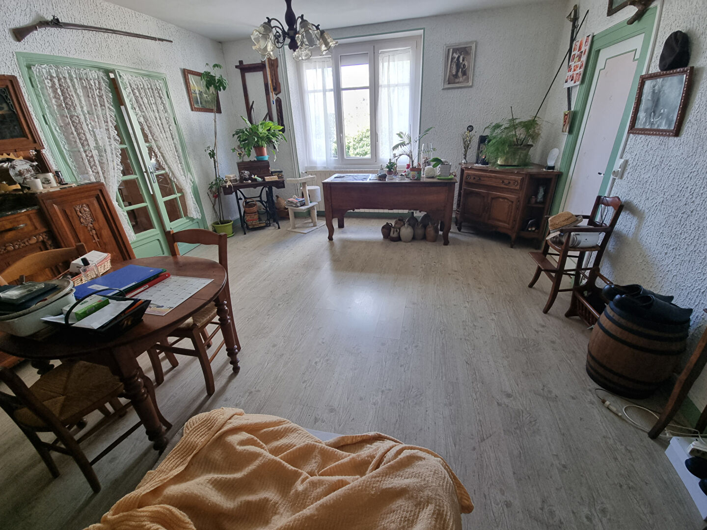 60902_60493324b