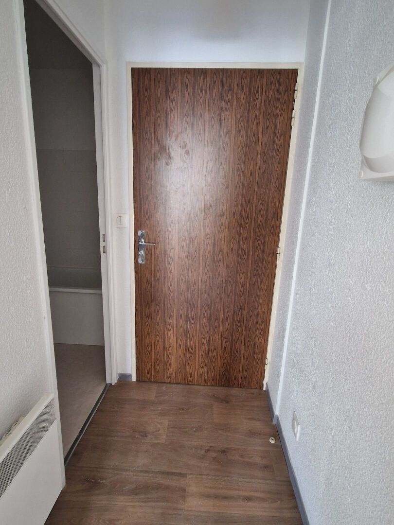 63161_61483529e